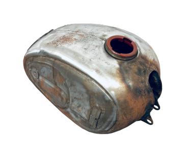 Tankreparatur (Tank ist sandgestrahlt, ausgebeult und versiegelt)